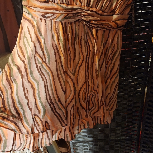 Macy's Bar III Women's Ruched Waist, Tiered Hem, Mini Dress, Woodcut Print - Picture 2 of 8